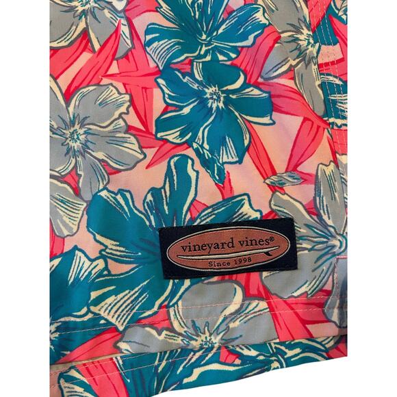 Vineyard Vines Men’s Chappy Print Swim Trunks Size 2XB Beach Cruise - Picture 2 of 6
